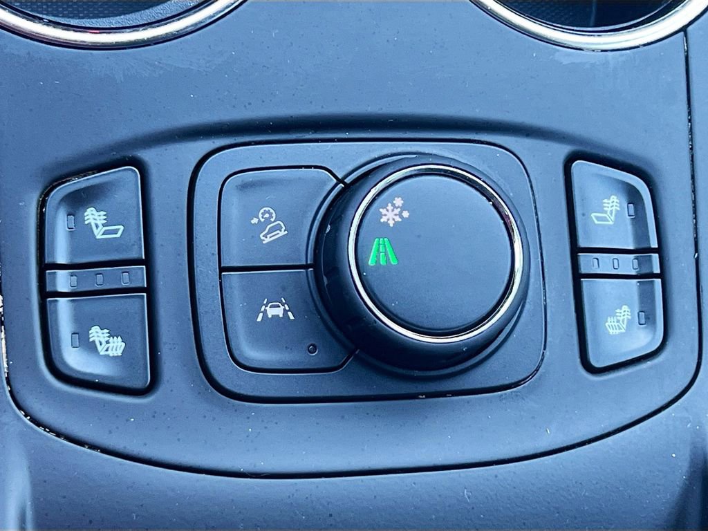 Used 2024 GMC Terrain SLT image 20