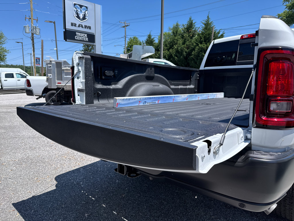 New 2026 RAM 2500 Tradesman AWD/4WD image 12