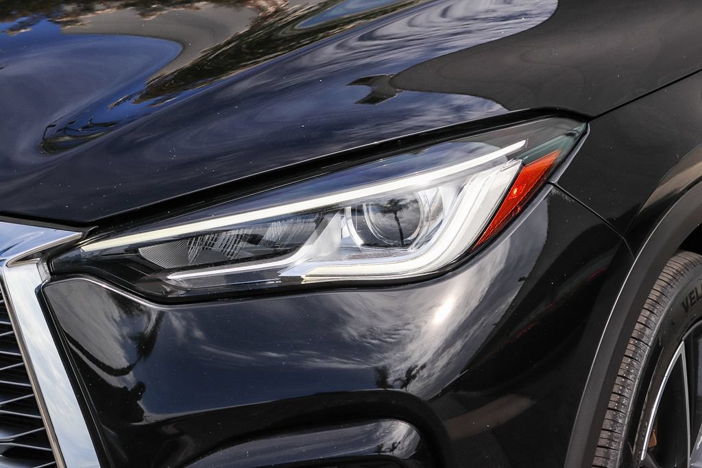Certified 2023 INFINITI QX55 Luxe w/ Cargo Package AWD/4WD image 4