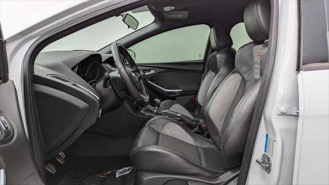 Used 2015 Ford Focus ST image 14