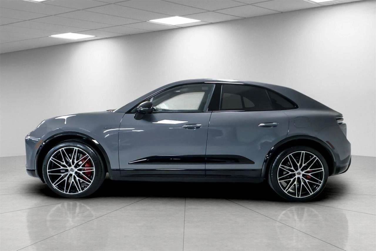 New 2025 Porsche Macan Turbo Electric image 79