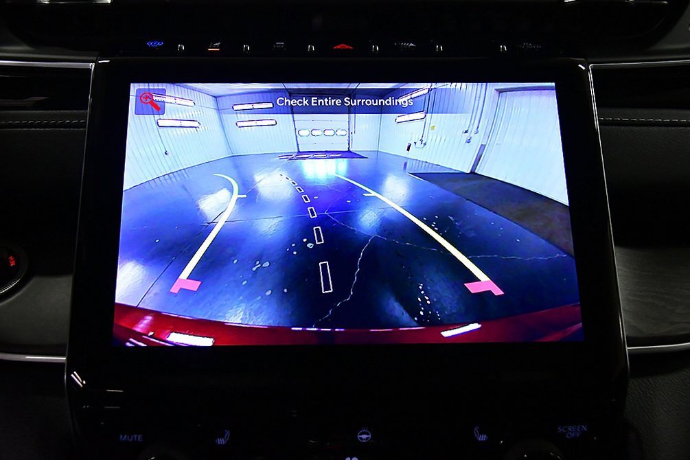 Used 2022 Jeep Grand Cherokee Limited 4xe image 21