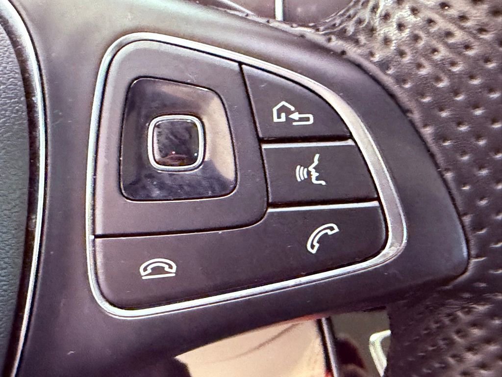 Used 2017 Mercedes-Benz E 300 image 20