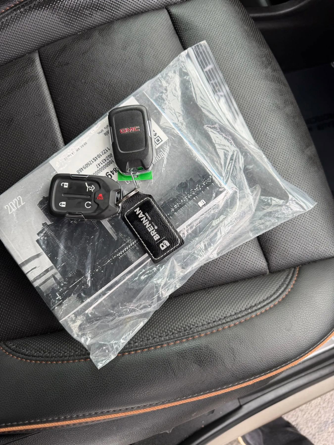 Used 2022 GMC Acadia AT4 w/ Preferred Package image 30