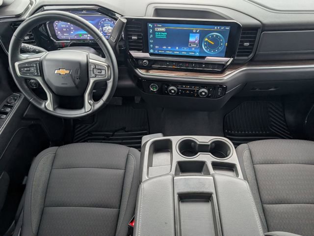Used 2024 Chevrolet Silverado 1500 LT image 5