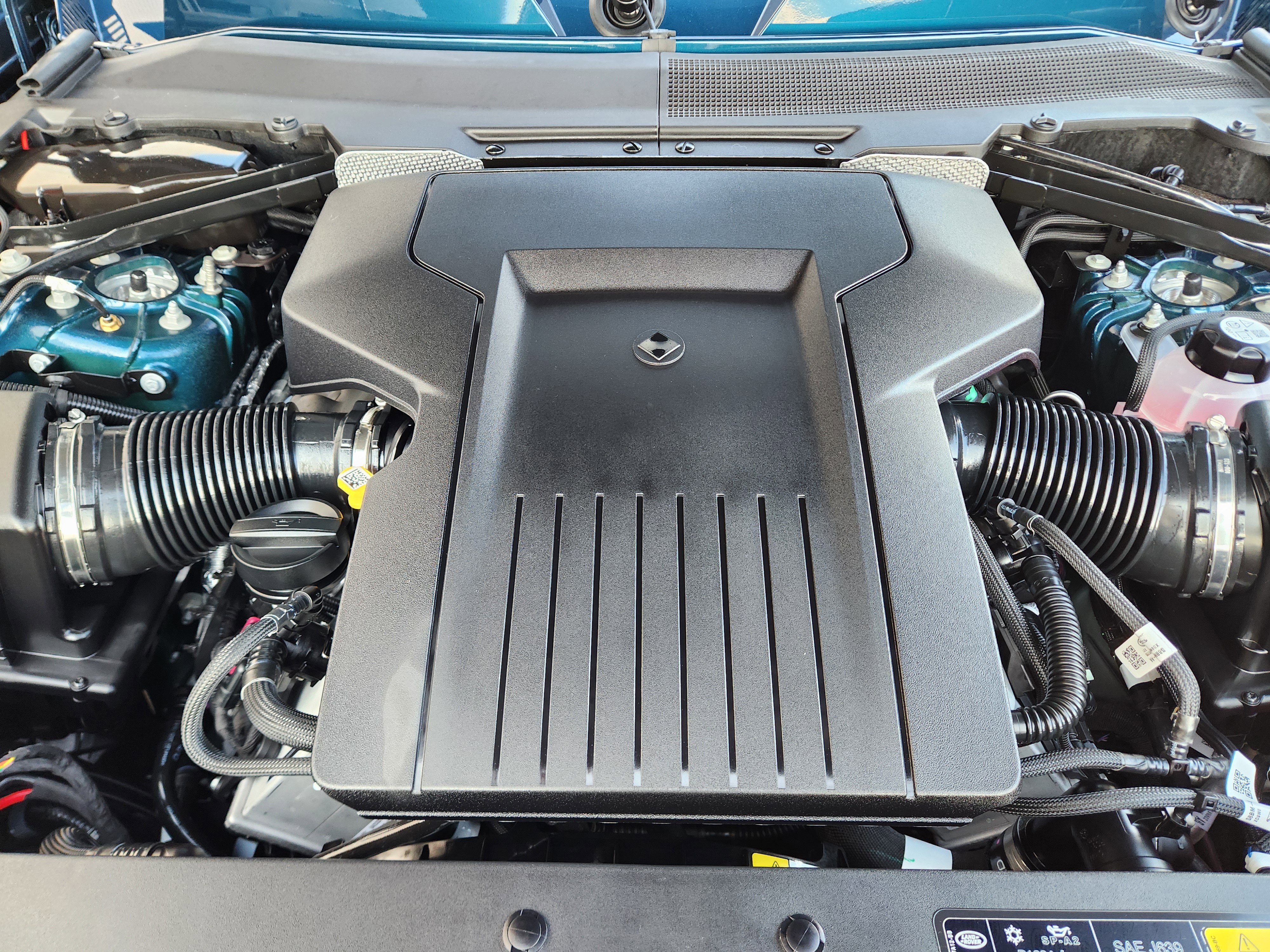 New 2026 Land Rover Defender 110 OCTA image 31