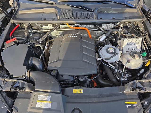 Used 2023 Audi Q5 e Premium Plus w/ Premium Plus Package image 34