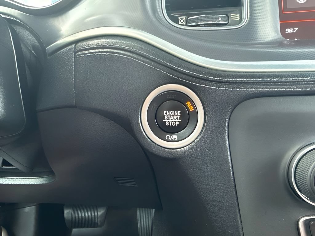 Used 2019 Dodge Charger R/T w/ Plus Group RWD image 15