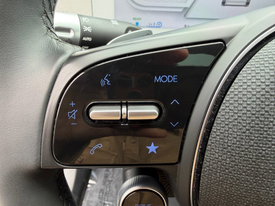 Used 2023 Hyundai Ioniq 5 Limited AWD/4WD image 17