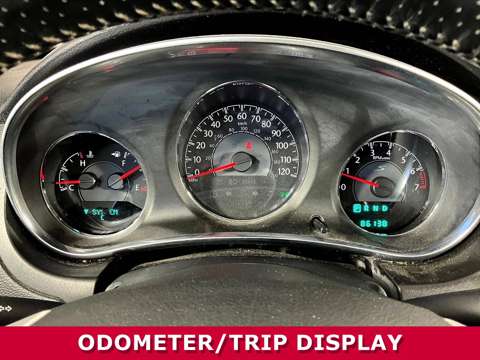Used 2011 Chrysler 200 S FWD image 12