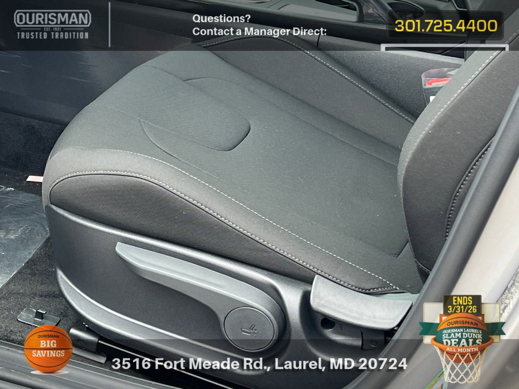 New 2026 Hyundai Elantra Sport image 7