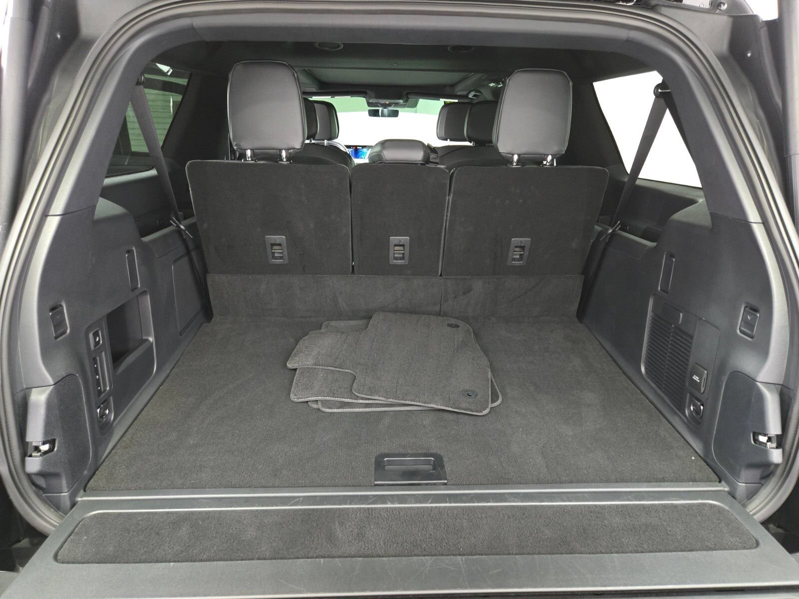 Used 2026 Lincoln Navigator L Reserve w/ Jet Appearance Package AWD/4WD image 14