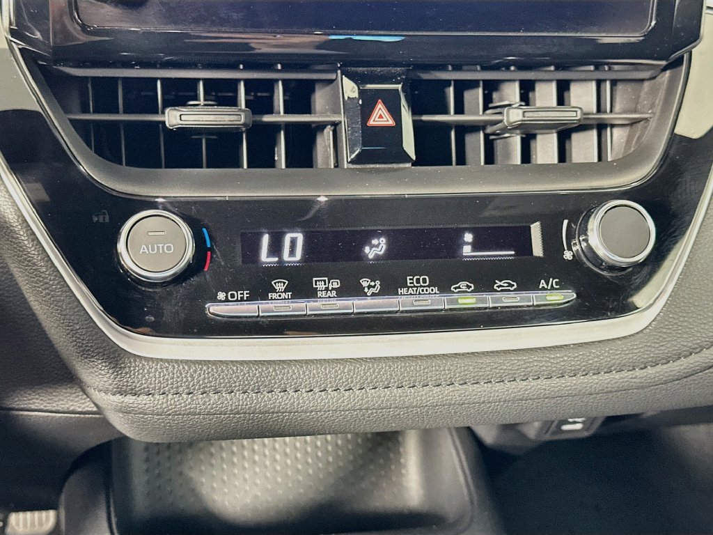 Certified 2024 Toyota Corolla SE FWD image 20