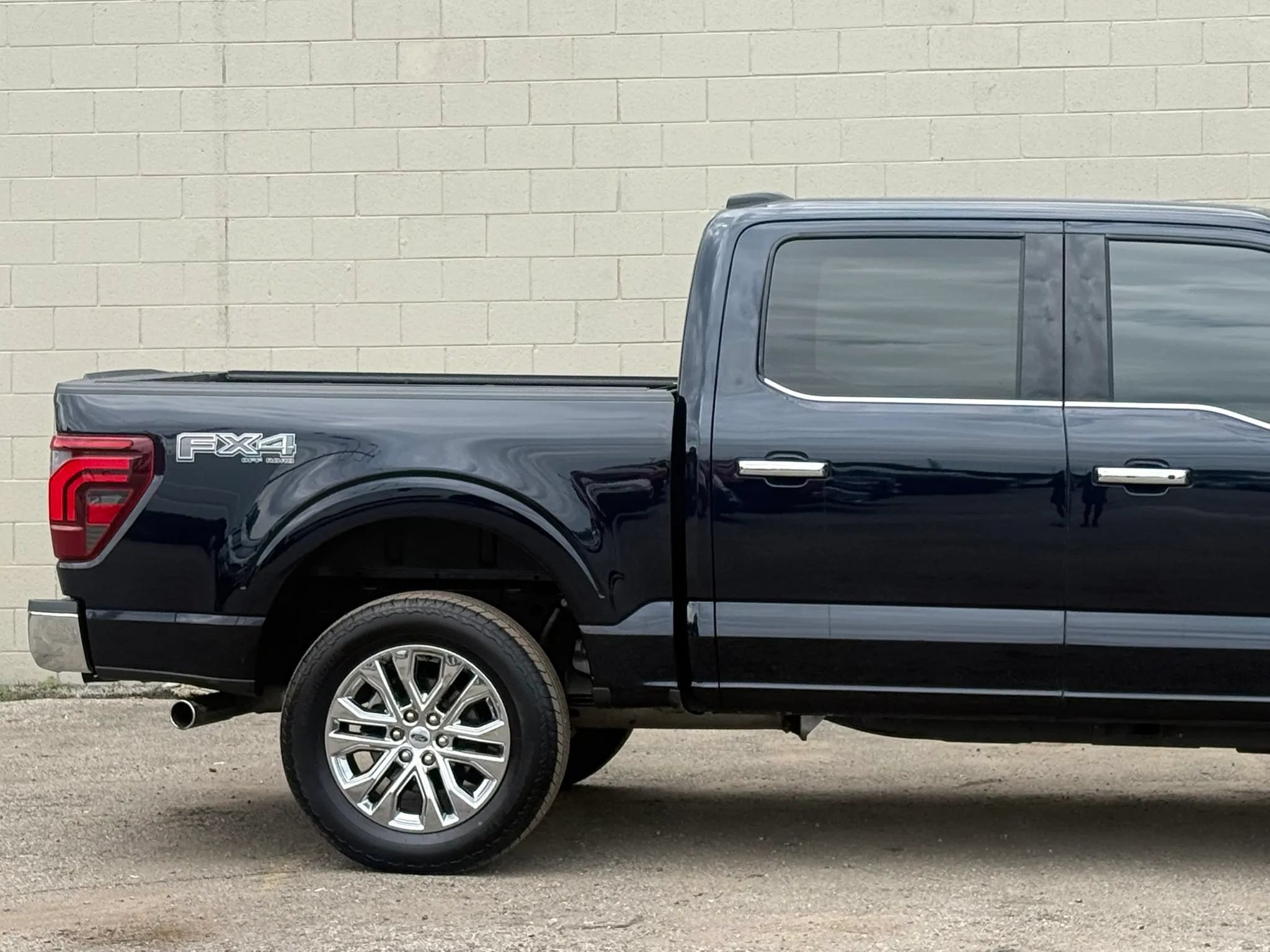 Used 2026 Ford F150 Lariat w/ Equipment Group 501A Mid AWD/4WD image 13