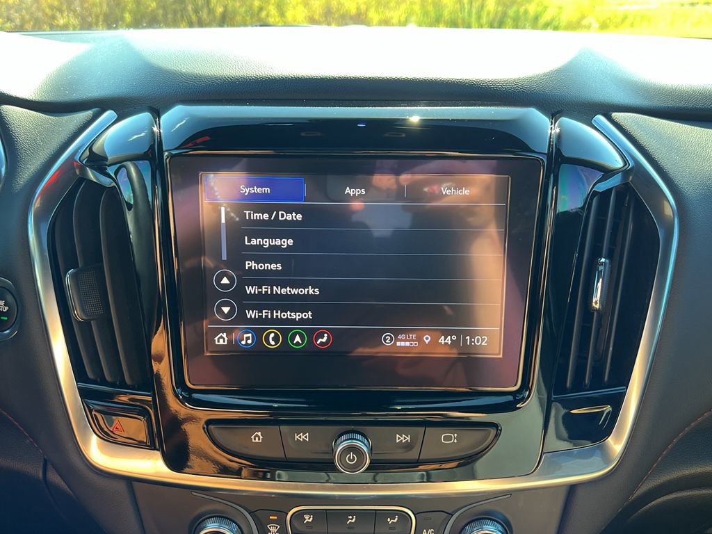 Used 2023 Chevrolet Traverse RS image 28