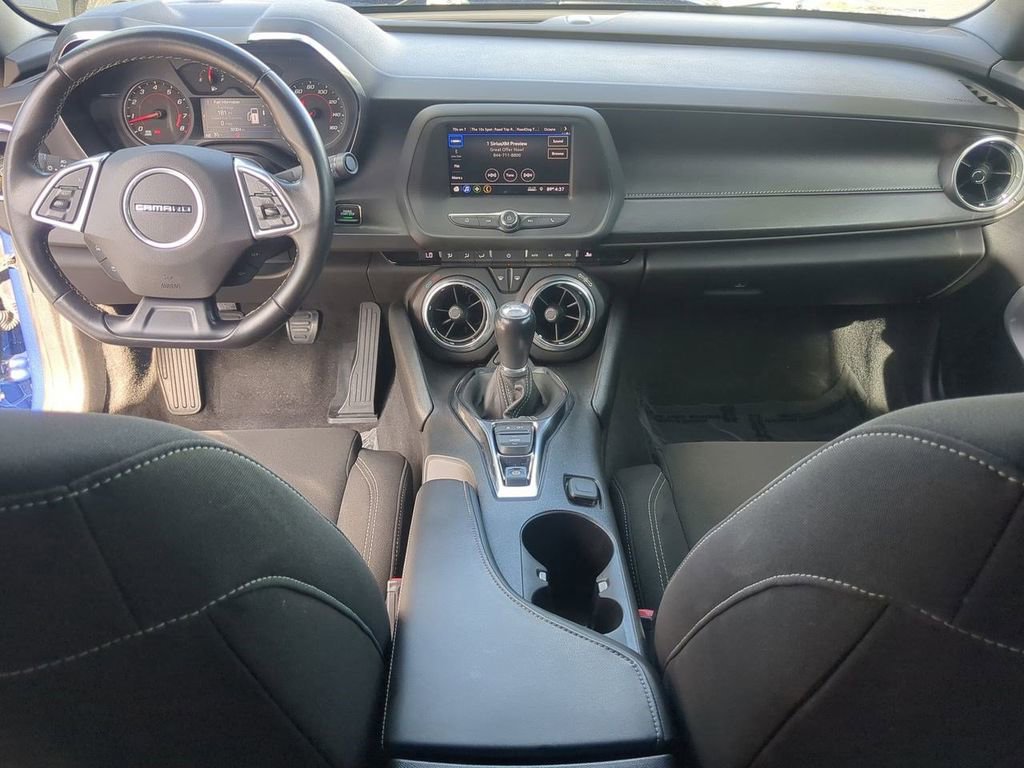 Used 2020 Chevrolet Camaro LT image 22
