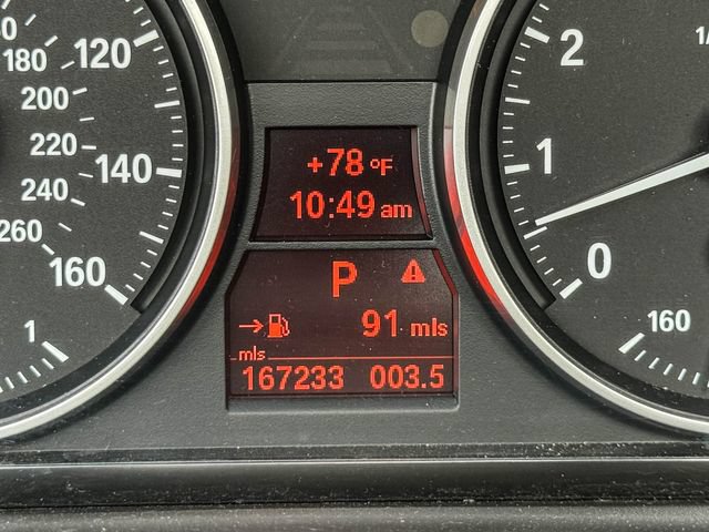 Used 2010 BMW 335i Convertible RWD image 23