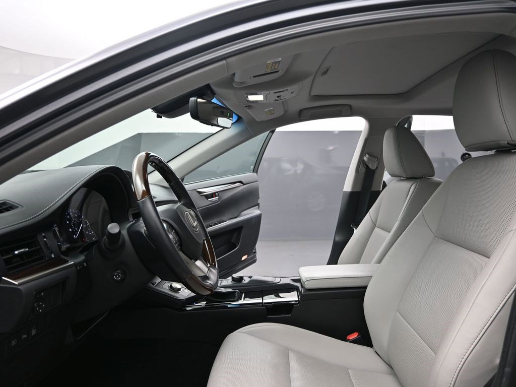 Used 2017 Lexus ES 350 w/ Premium Package FWD image 13