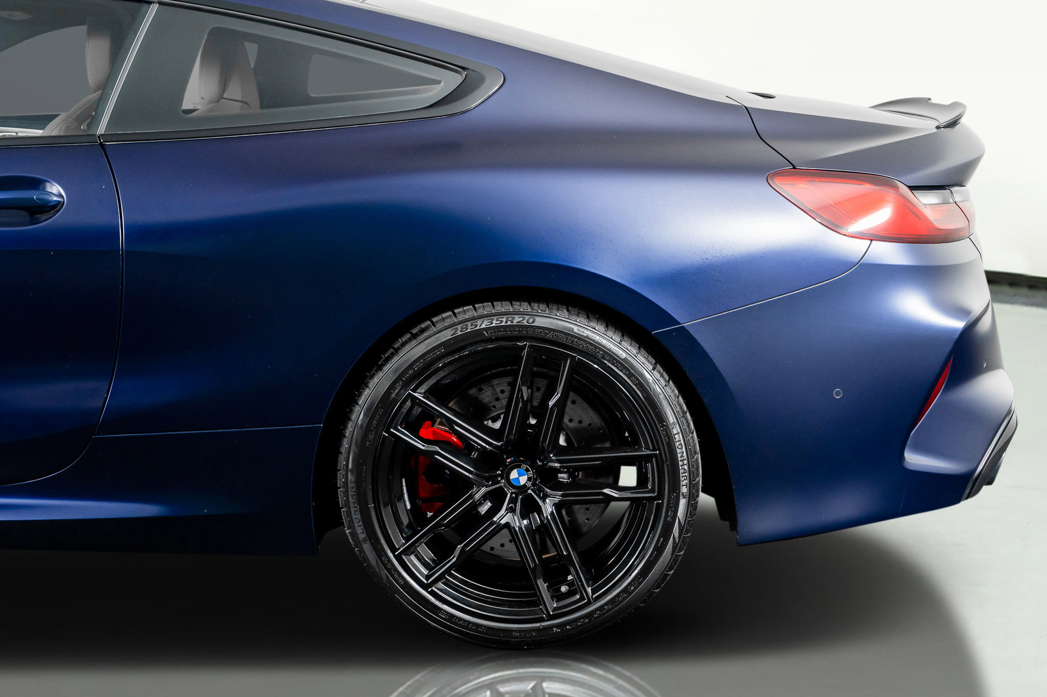 Used 2025 BMW M8 Competition w/ M Carbon Exterior Package image 17