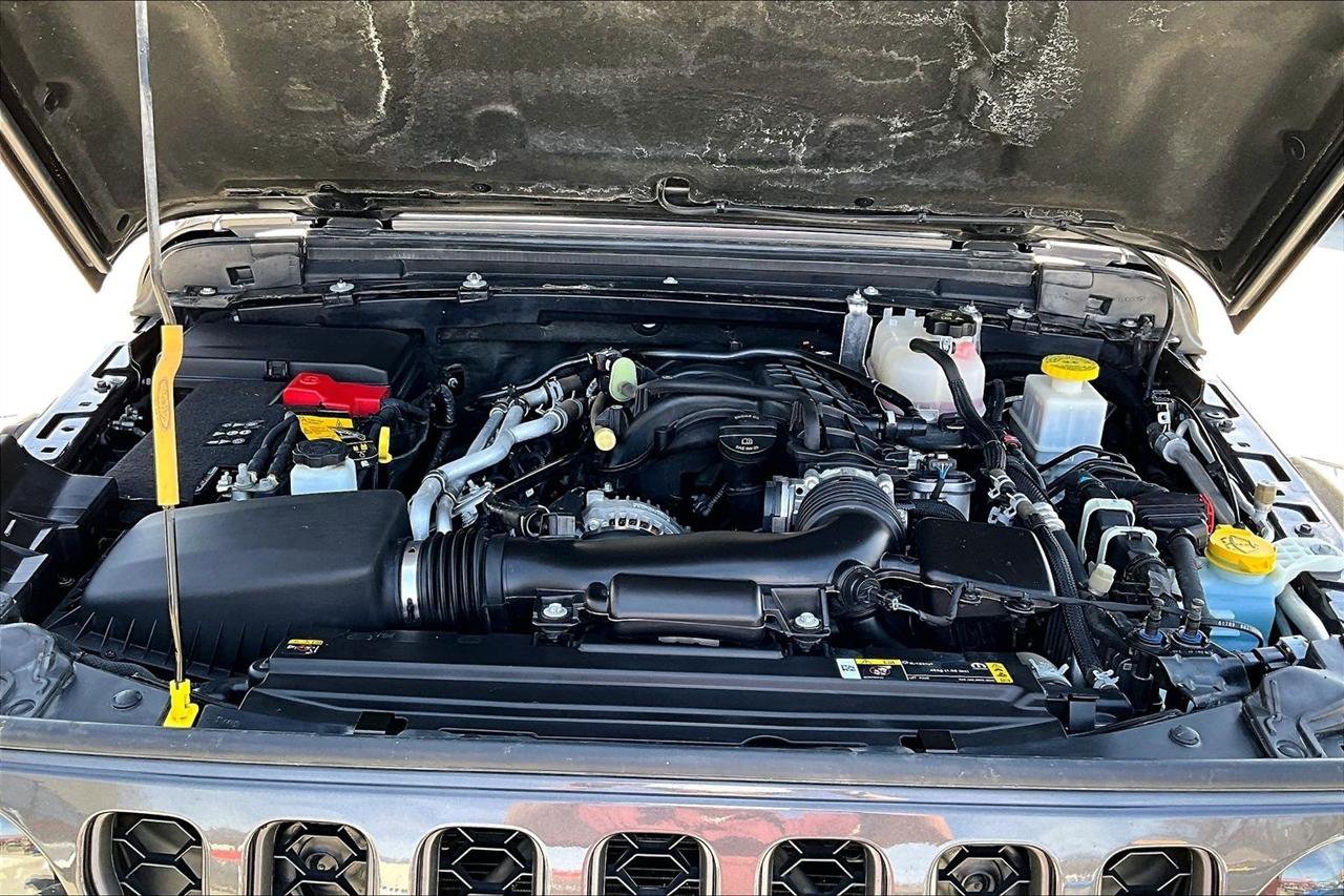 Used 2023 Jeep Gladiator Rubicon w/ LED Lighting Group image 29