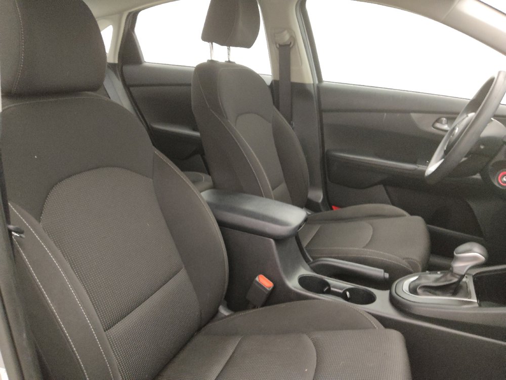 Used 2021 Kia Forte LXS FWD image 21