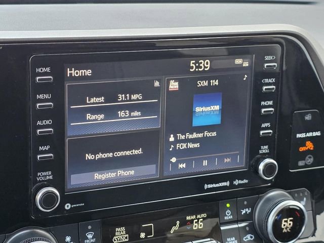 Used 2022 Toyota Highlander XLE image 19