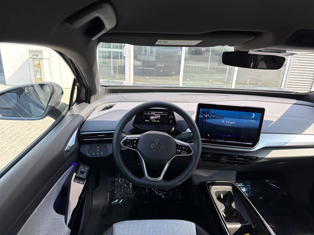 Certified 2025 Volkswagen ID.4 Pro AWD/4WD image 16