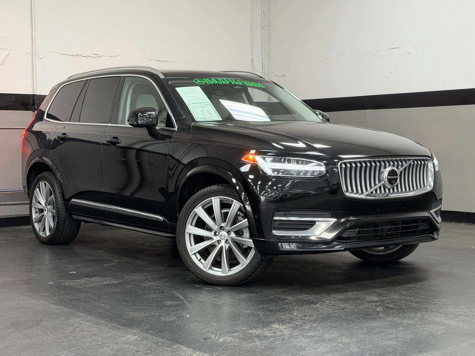 Used 2023 Volvo XC90 B6 Plus AWD/4WD image 2
