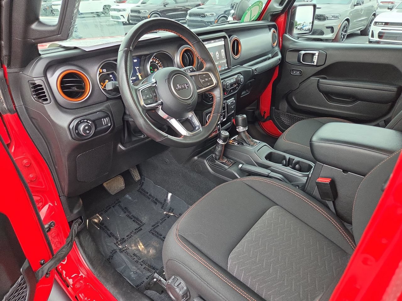 Used 2023 Jeep Gladiator Mojave AWD/4WD image 17