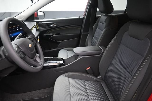 New 2026 Chevrolet Trax LT FWD image 16
