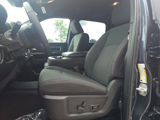 Used 2026 RAM 2500 Big Horn AWD/4WD image 10