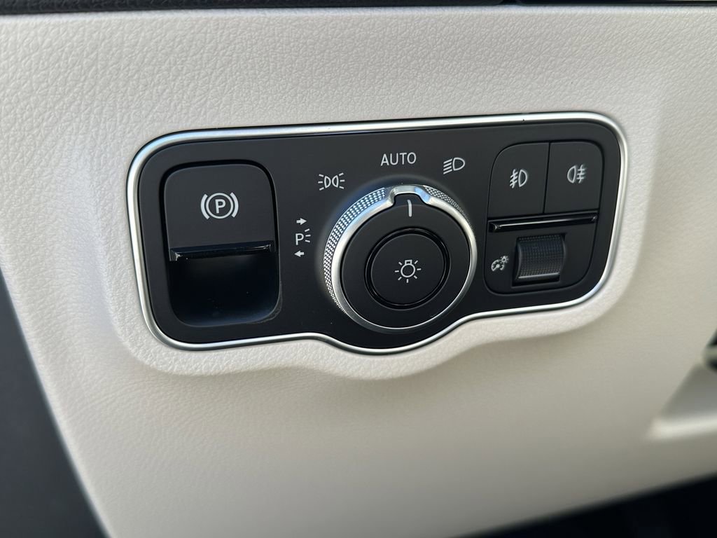 New 2026 Mercedes-Benz GLA 250 4MATIC image 34