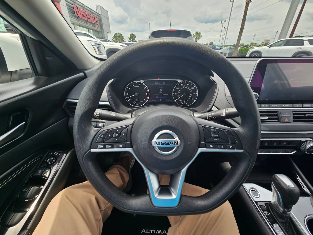 Certified 2021 Nissan Altima 2.5 SV FWD image 17