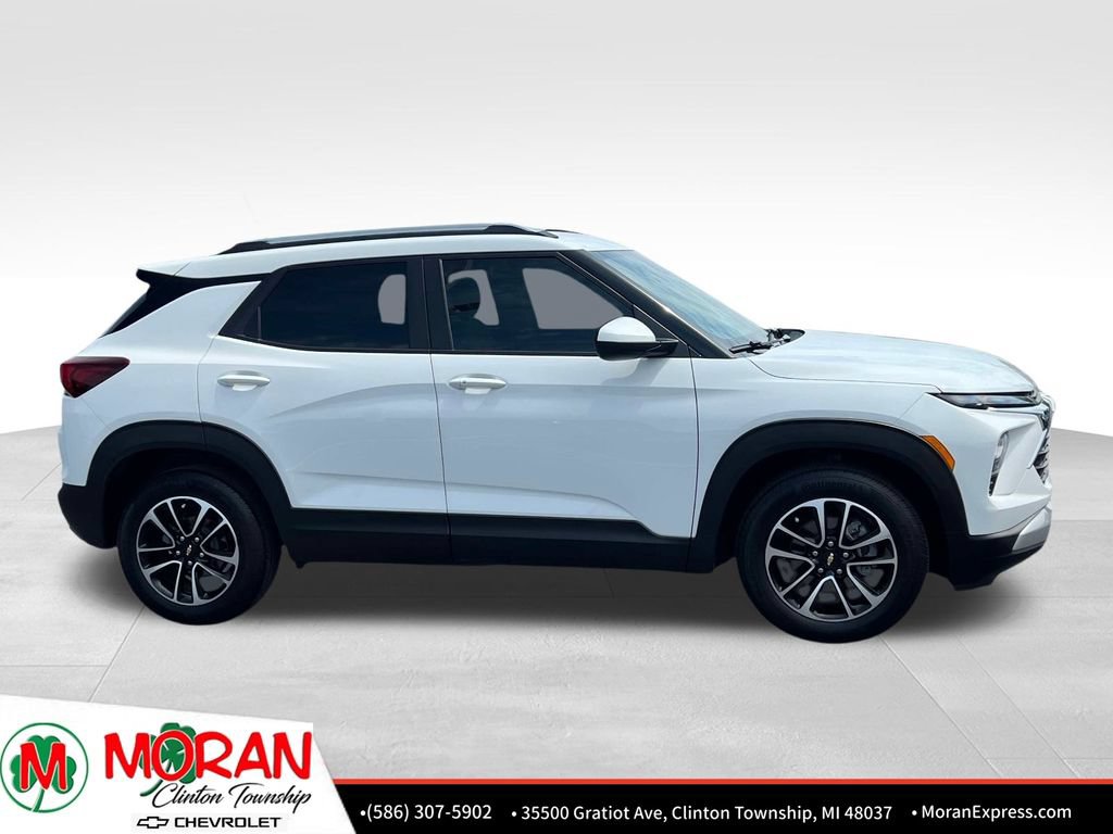 Certified 2024 Chevrolet TrailBlazer LT w/ Driver Confidence Package FWD image 7