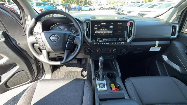 New 2026 Nissan Frontier SV w/ Tow Package AWD/4WD image 17