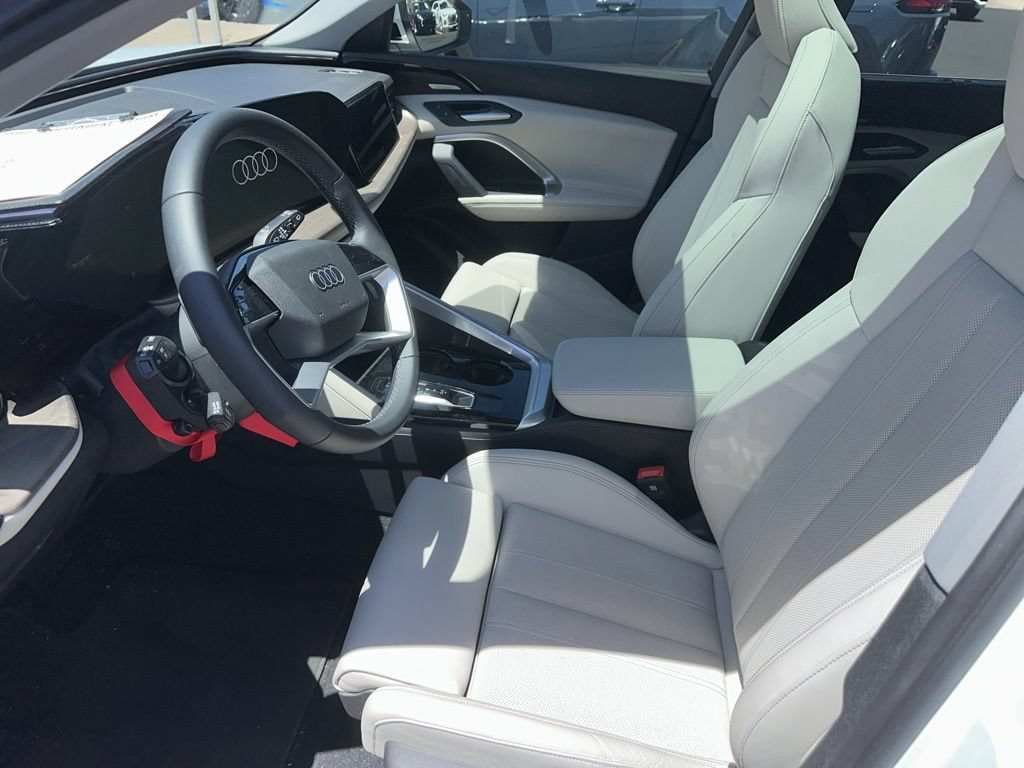 Used 2025 Audi Q5 Prestige AWD/4WD image 6