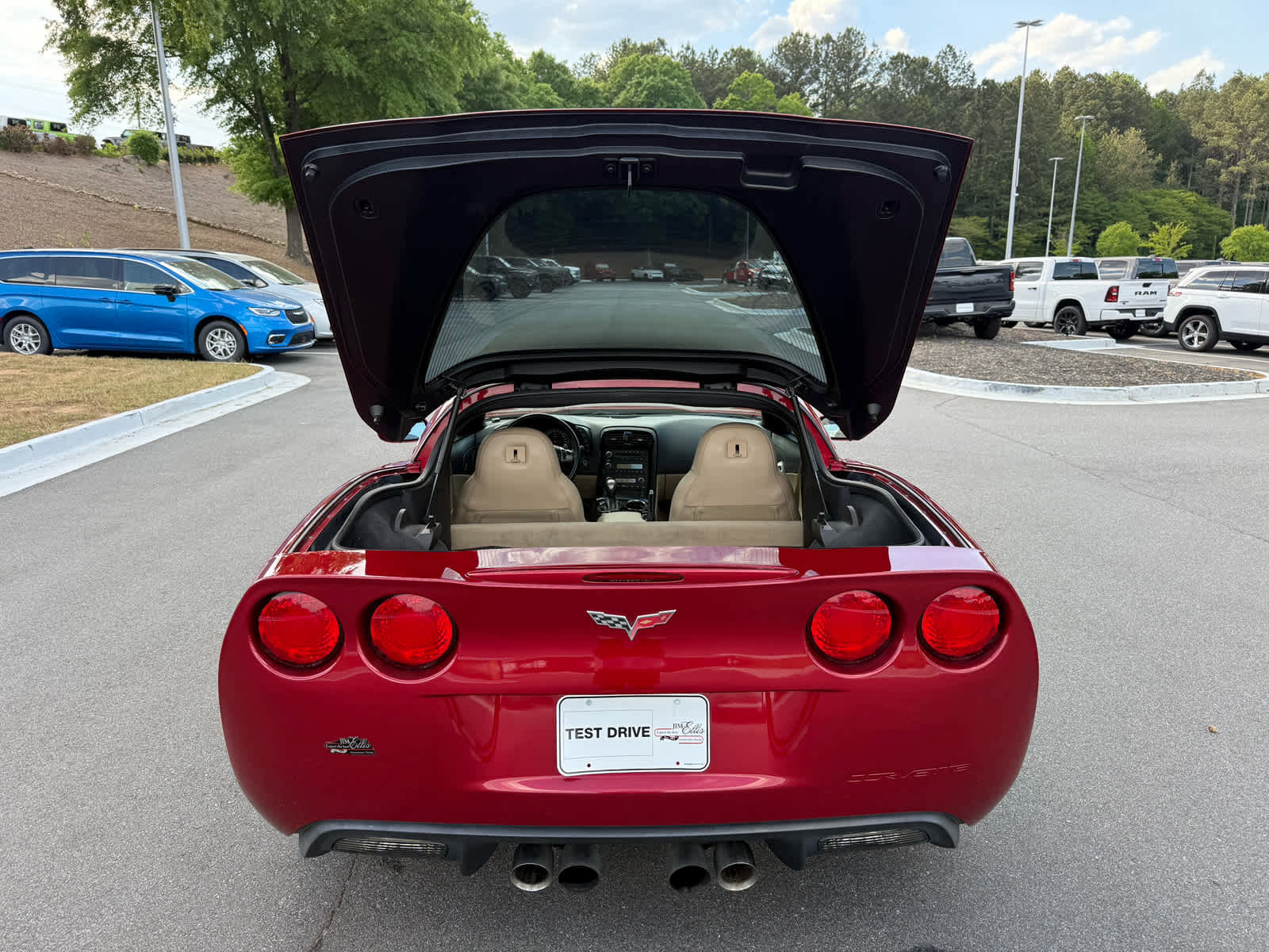 Used 2008 Chevrolet Corvette Coupe w/ Preferred Equipment Group RWD image 23