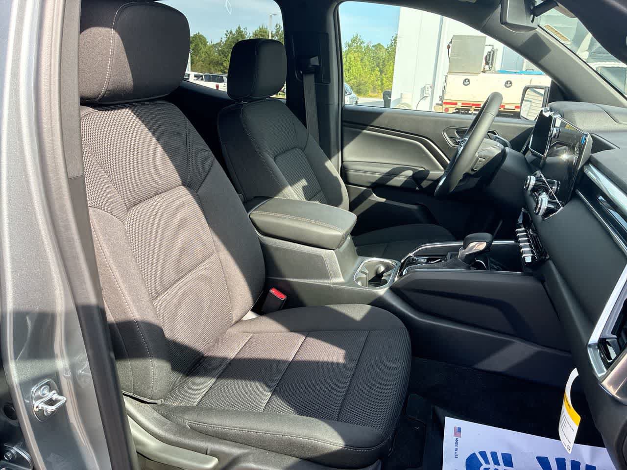 New 2026 GMC Canyon Elevation w/ Convenience Package RWD image 27