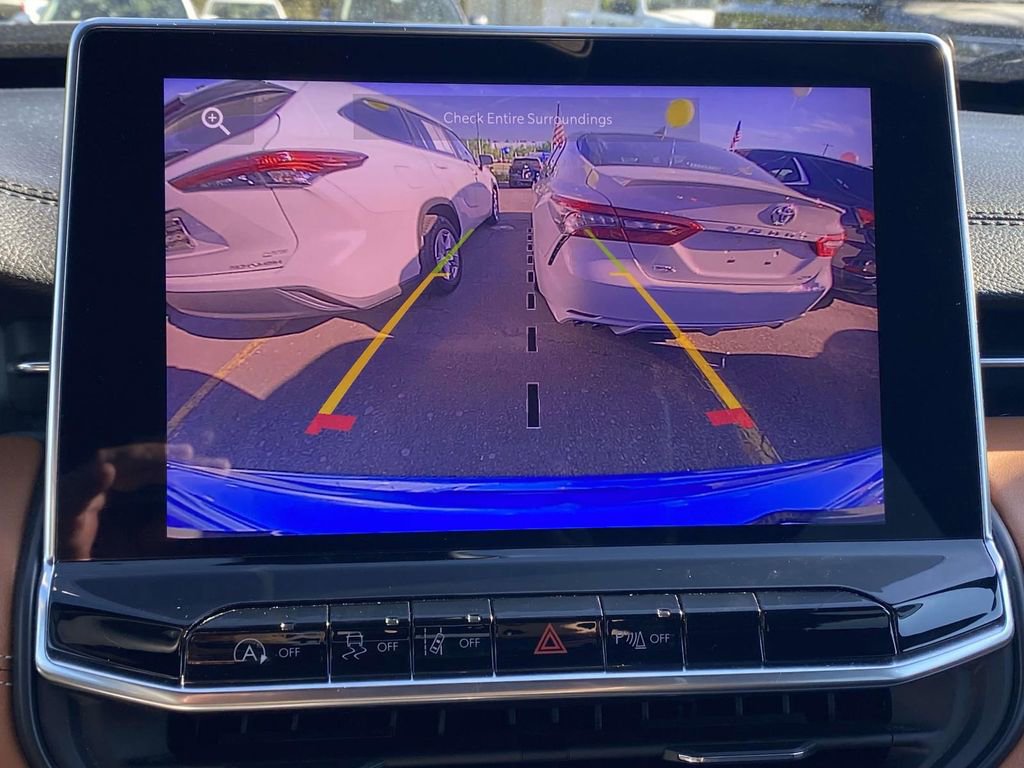 Used 2024 Jeep Compass Limited image 26