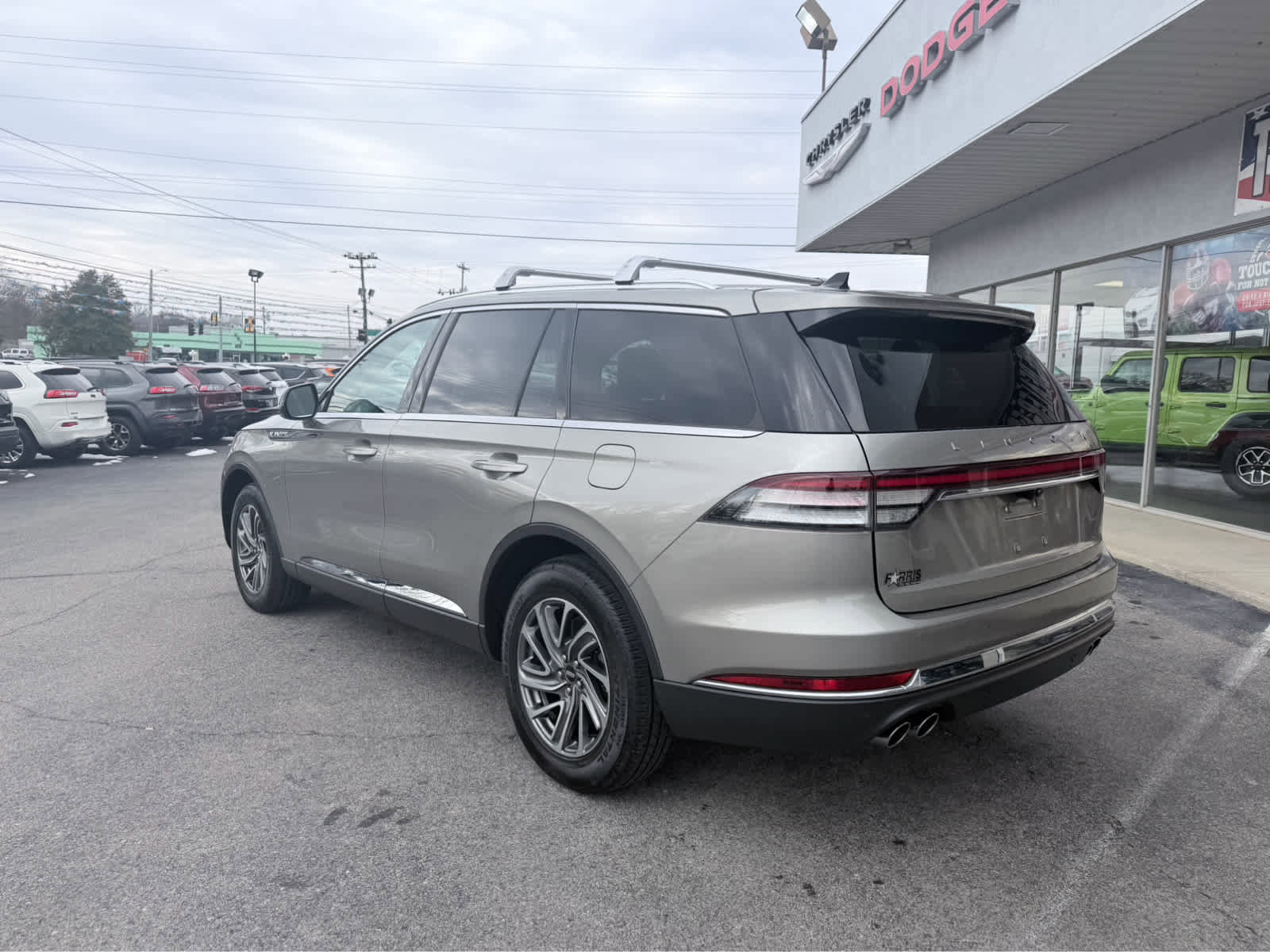 Used 2023 Lincoln Aviator AWD image 9