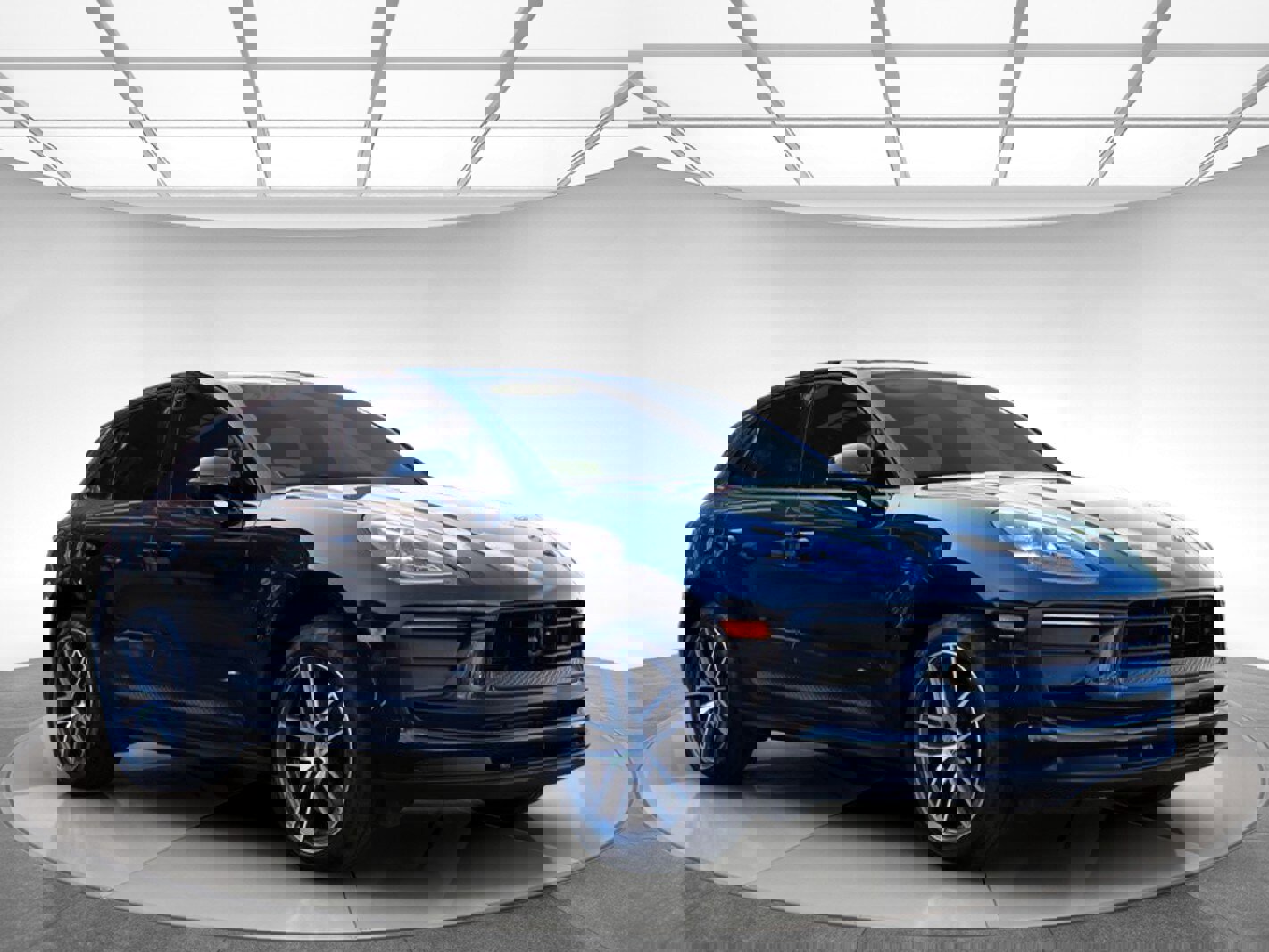 Used 2023 Porsche Macan image 3
