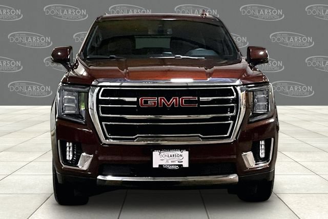 Used 2023 GMC Yukon XL SLT w/ SLT Luxury Package AWD/4WD image 2