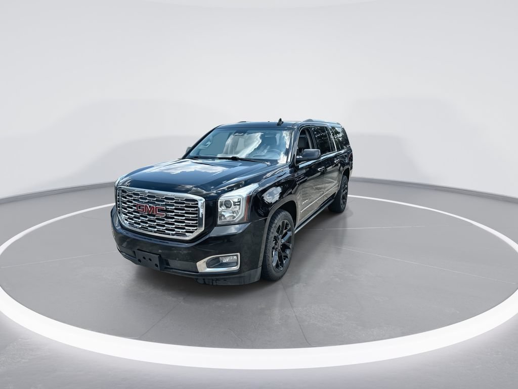 Used 2019 GMC Yukon XL Denali w/ Denali Ultimate Package AWD/4WD image 4