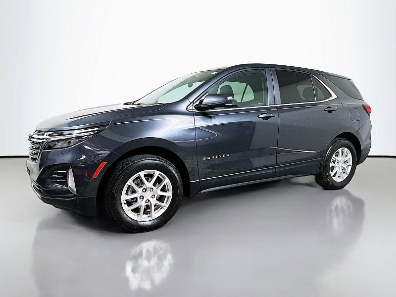 Used 2023 Chevrolet Equinox LT image 3