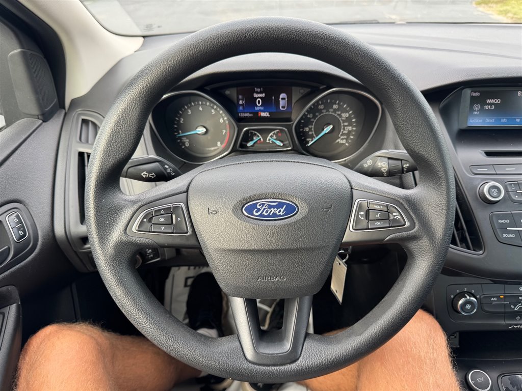 Used 2017 Ford Focus S FWD image 11