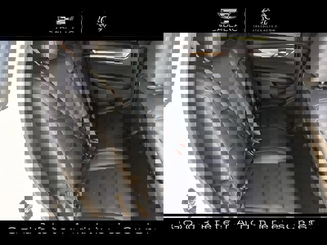 Used 2023 Cadillac XT6 Luxury image 32