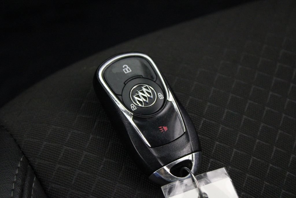 Used 2018 Buick Encore Preferred FWD image 27