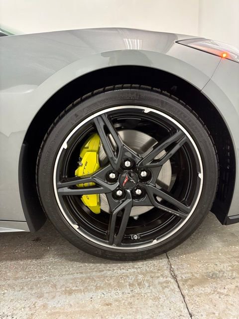 Used 2024 Chevrolet Corvette Stingray Preferred Cpe w/ Z51 Performance Package image 16