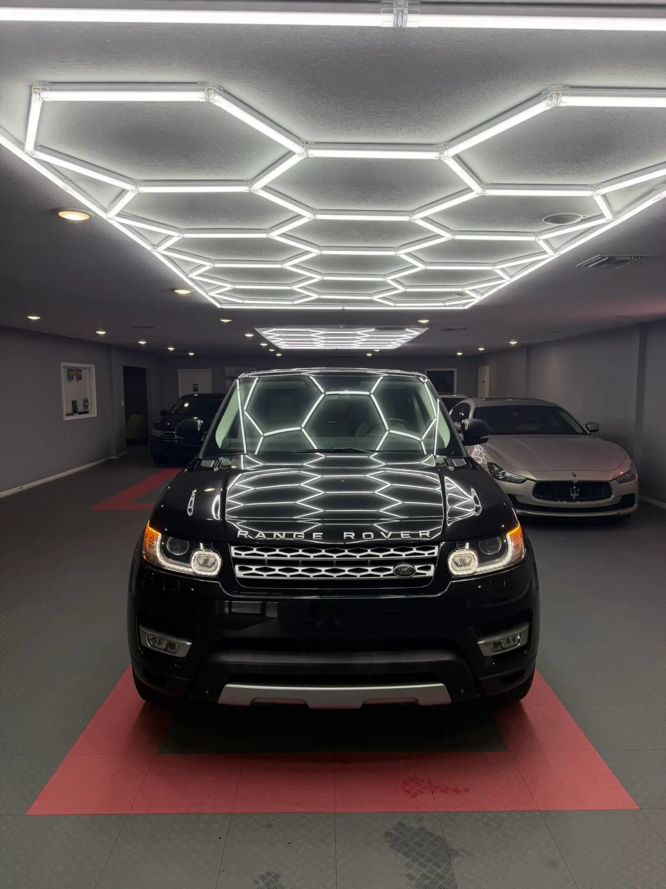 Used 2015 Land Rover Range Rover Sport Supercharged AWD/4WD image 9