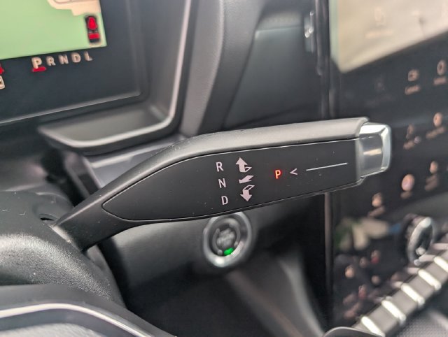 New 2026 GMC Terrain AT4 w/ Technology Package II AWD/4WD image 17